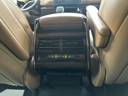 Certified 2024 Land Rover Range Rover Sport SE AWD/4WD image 23