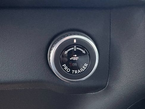 New 2025 Lincoln Navigator Reserve AWD/4WD image 40
