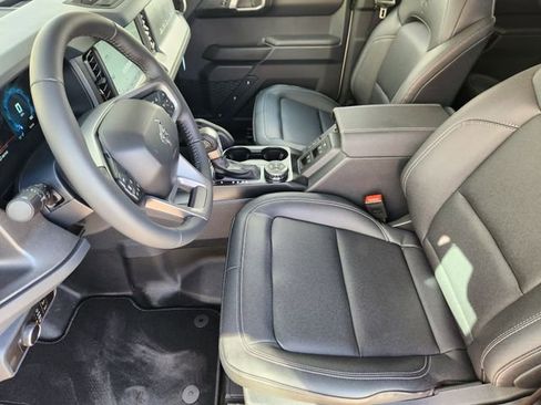 New 2026 Ford Bronco Badlands w/ Sasquatch Package image 9