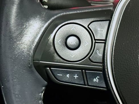 Certified 2022 Toyota Corolla Cross LE image 26