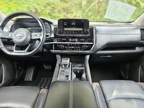 Certified 2022 Nissan Pathfinder SL w/ SL Premium Package image 15