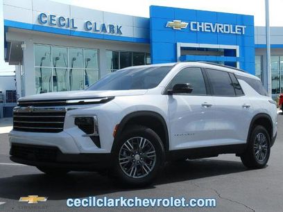 New 2025 Chevrolet Traverse LT w/ Enhanced Driving Package