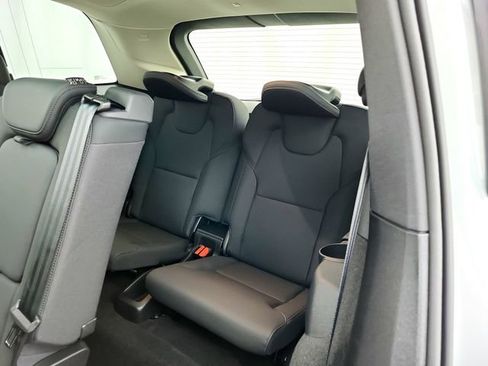 New 2026 Volvo XC90 T8 Plus w/ Protection Package Premier AWD/4WD image 28