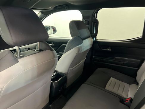 Used 2024 Toyota Tacoma TRD Off-Road image 20