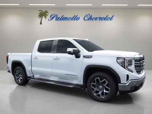 Used 2025 GMC Sierra 1500 SLT w/ SLT Premium Plus Package AWD/4WD image 1