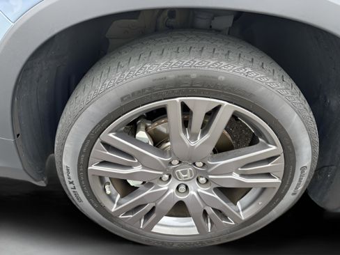 Certified 2022 Honda Pilot Sport image 8