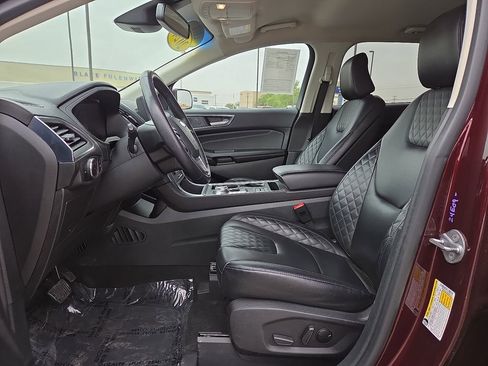 Used 2024 Ford Edge Titanium AWD/4WD image 25