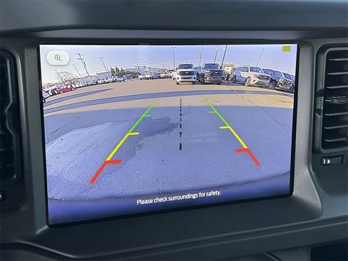 New 2025 Ford Bronco Badlands image 14