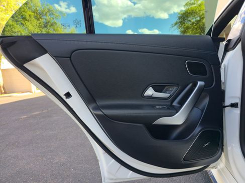 Used 2020 Mercedes-Benz CLA 35 AMG 4MATIC image 29