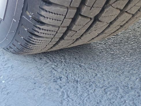 Used 2024 Hyundai Palisade SEL FWD image 32