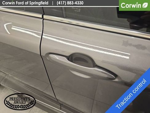 Used 2022 Toyota Camry SE FWD image 8