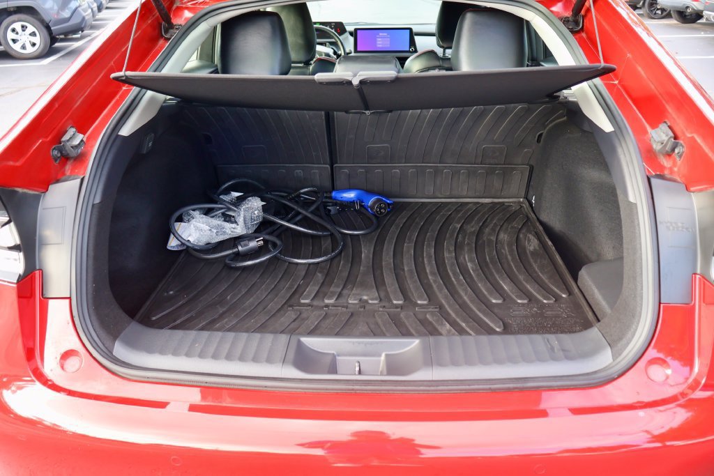 Certified 2024 Toyota Prius Prime FWD image 17