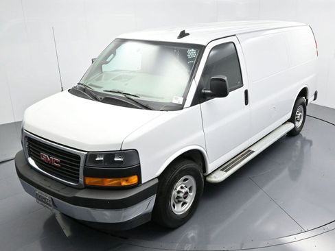 Used 2024 GMC Savana 2500 w/ Driver Convenience Package image 28