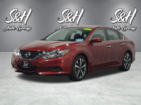 Used 2017 Nissan Altima 2.5 SR image 18