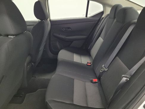Used 2025 Nissan Sentra SV FWD image 18
