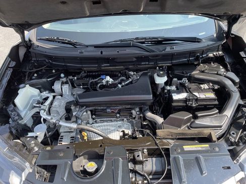 Used 2019 Nissan Rogue SL FWD image 24