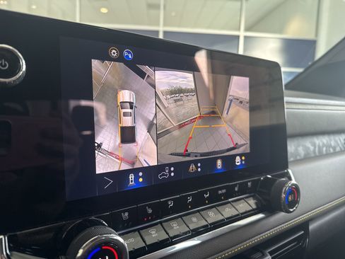 New 2026 Chevrolet Colorado ZR2 w/ ZR2 Bison Edition image 30