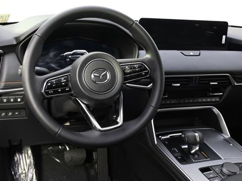 Used 2026 MAZDA CX-90 Plug-In Hybrid w/ Preferred AWD/4WD image 12