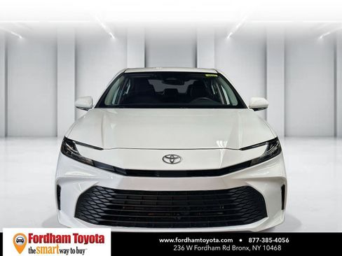 Certified 2025 Toyota Camry LE FWD image 9