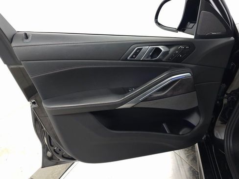 Used 2024 BMW X6 M60i w/ Dynamic Handling Package image 15