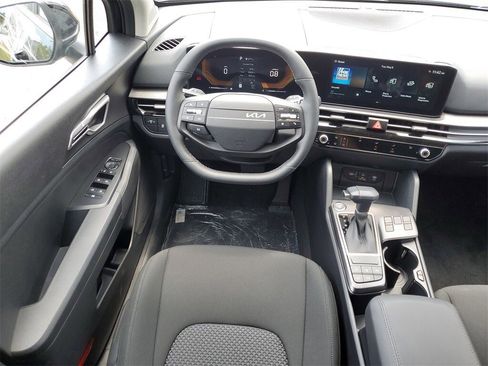 New 2026 Kia Sportage LX image 24