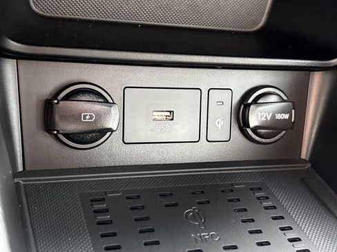 Used 2023 Hyundai Kona SEL w/ Convenience Package image 18