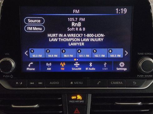 Used 2024 Nissan Altima 2.5 SR FWD image 25