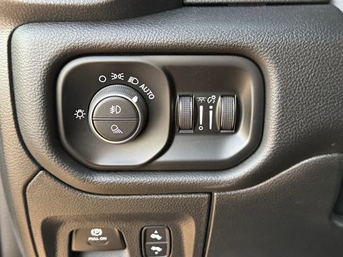 Used 2025 RAM 1500 Laramie w/ Sport Appearance Package image 22