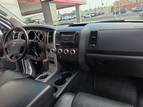 Used 2013 Toyota Tundra Limited AWD/4WD image 17