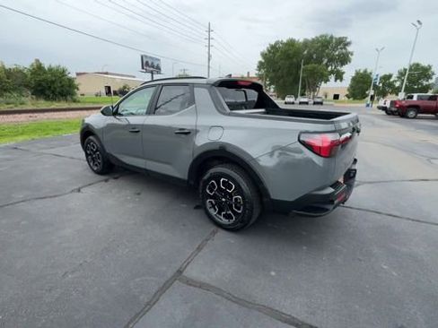 Used 2022 Hyundai Santa Cruz SEL w/ Activity Package FWD image 6