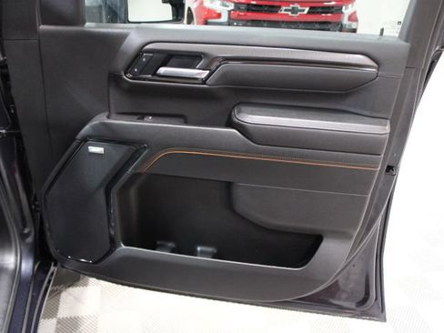 Used 2025 GMC Sierra 2500 AT4 AWD/4WD image 25