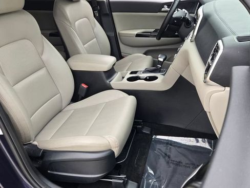 Used 2022 Kia Sportage EX FWD image 16