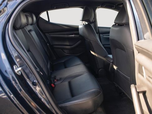 Used 2022 MAZDA MAZDA3 s image 14