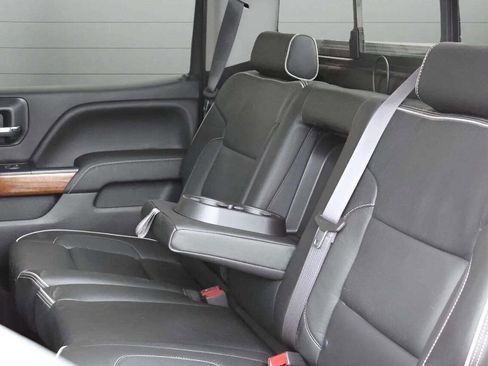 Used 2017 Chevrolet Silverado 1500 High Country image 23