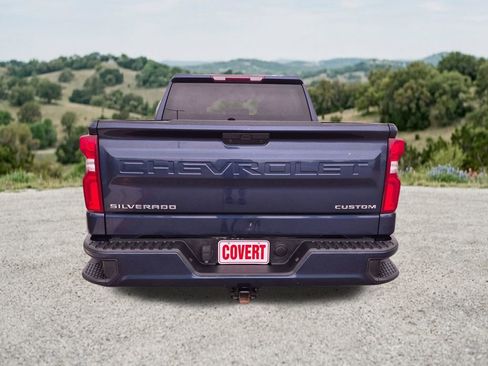 Used 2022 Chevrolet Silverado 1500 Custom RWD image 9