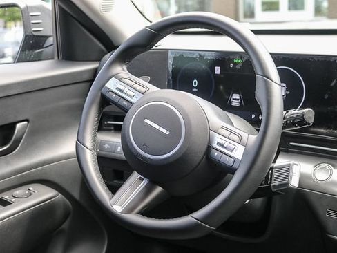Certified 2024 Hyundai Kona SEL FWD image 19