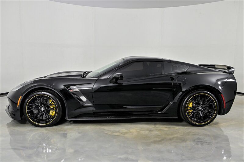 Used 2016 Chevrolet Corvette Z06 w/ C7.r Special Edition RWD image 6
