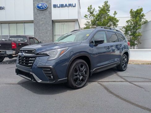 Certified 2025 Subaru Ascent Bronze Edition AWD/4WD image 9