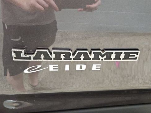 Used 2021 RAM 1500 Laramie AWD/4WD image 39