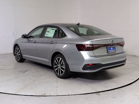 New 2026 Volkswagen Jetta SE FWD image 4