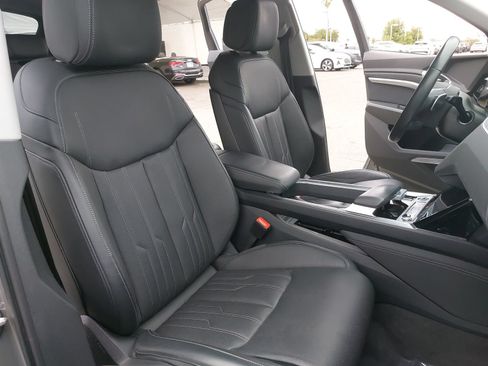 Used 2024 Audi Q8 e-tron Premium Plus w/ Prestige Package AWD/4WD image 10