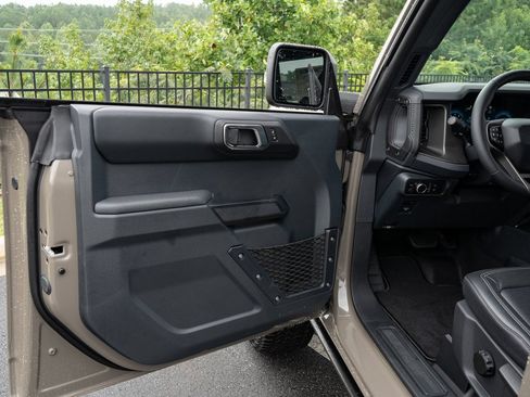New 2025 Ford Bronco Badlands AWD/4WD image 23