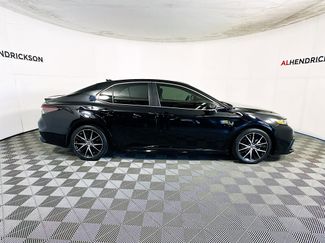 Used 2023 Toyota Camry SE video 2