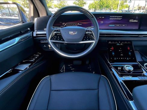 New 2026 Cadillac Escalade Sport w/ LPO, ONYX Package AWD/4WD image 23