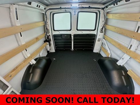 Used 2024 Chevrolet Express 2500 w/ Driver Convenience Package image 13