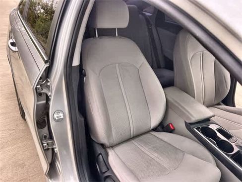 Used 2018 Hyundai Sonata SE image 12