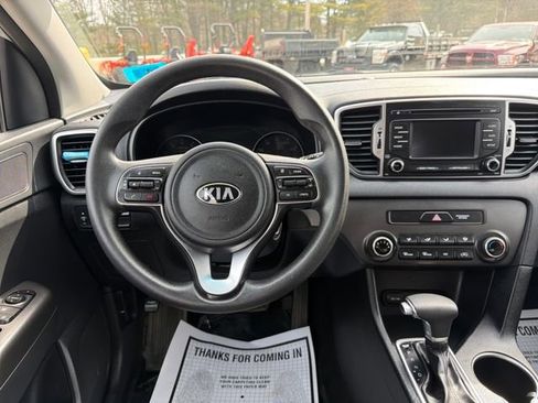 Used 2019 Kia Sportage LX image 15