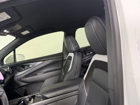 Used 2024 Chevrolet Blazer EV LT AWD/4WD image 21