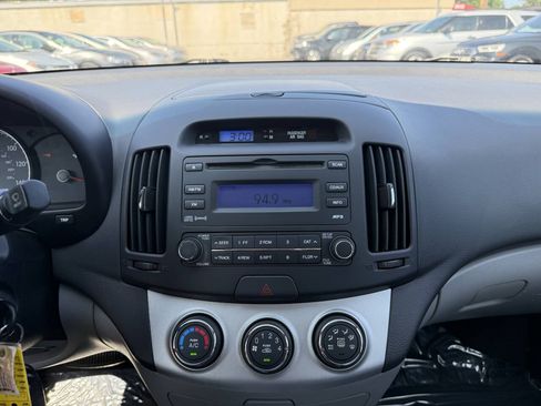 Used 2009 Hyundai Elantra GLS w/ Popular Equipment Pkg 2 FWD image 16