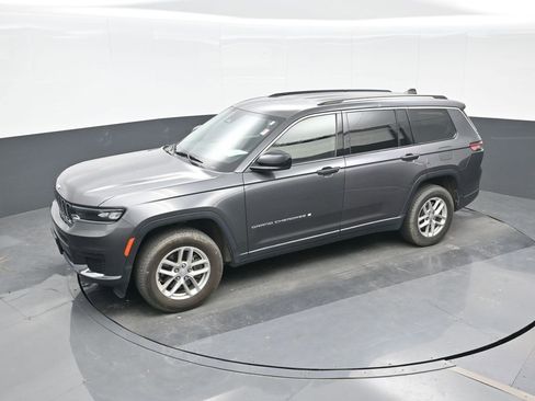 Used 2021 Jeep Grand Cherokee L Laredo w/ Luxury Tech Group I image 17